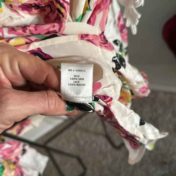 Stone cold fox silver floral garden robe - Picture 7 of 12